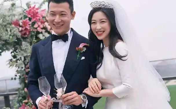 演艺圈四位红三代女星,她们的祖父分别是谁?最后一位是元帅孙女