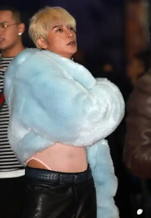 陈志朋辣眼照合集毁童年网友我只认识小帅虎和尔泰