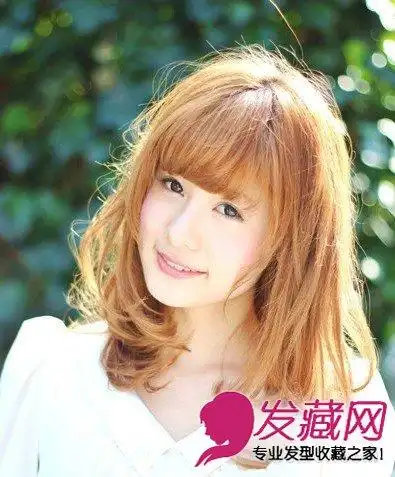 空气感修颜梨花头发型齐刘海打造出碎发发型_梨花头_女生发型大全