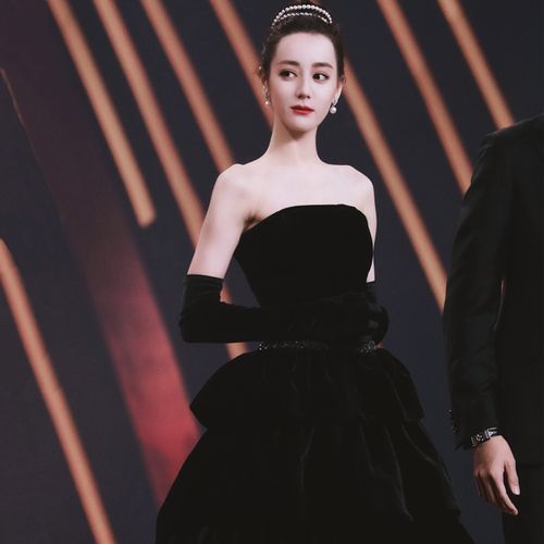 高端晚礼服女大牌明星热巴同款连衣裙礼服黑色法式复古赫本风婚纱