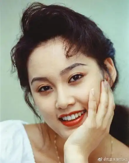 完全没有修图的90年代韩国女明星怼脸照