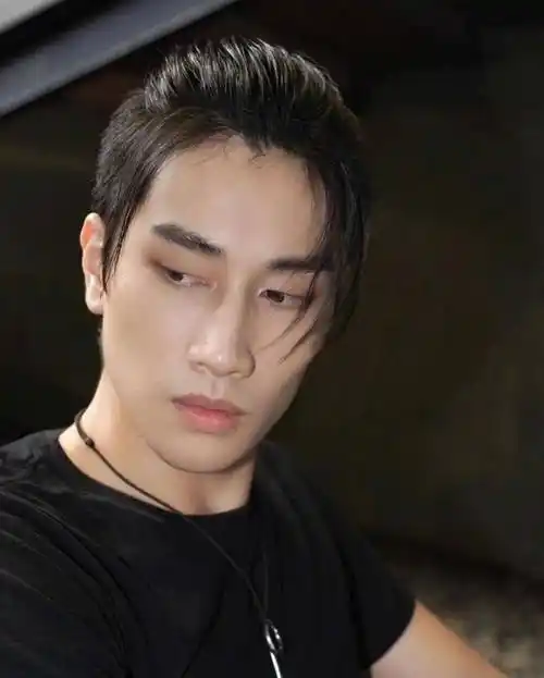 他泰男孩小揪揪:文总yyds 少爷vegas帅气 陈瑞书可爱 yin惊艳_boun