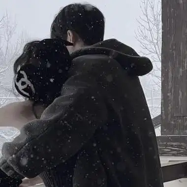 2023-01-30 19:24:02微信头像很暖又很干净幸福情侣头像来啦,很干净的