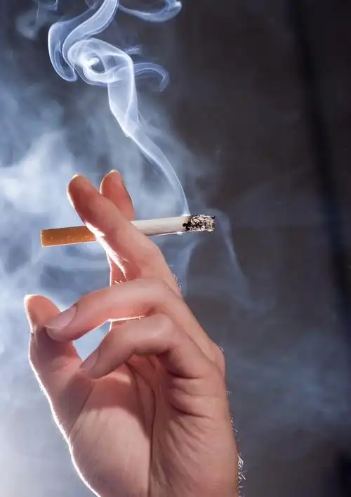 等待淘汰的抽烟楼进来抽一个吧08