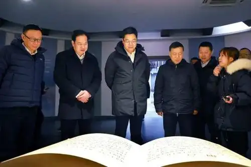 市领导张建明汤筱疏来泰开展三服务活动