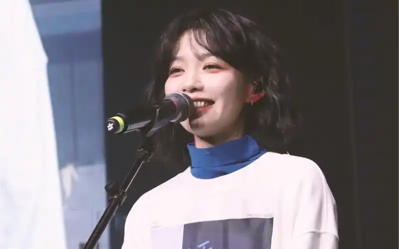 【房东的猫】拥有小黑献唱的生日歌,新的一岁一定会万事顺意吧!