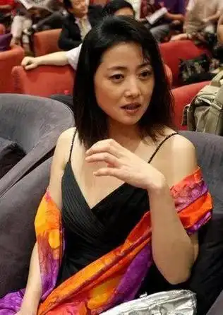 "大飒蜜"刘蓓:三婚两离,两次嫁同一个人,张若昀的后妈