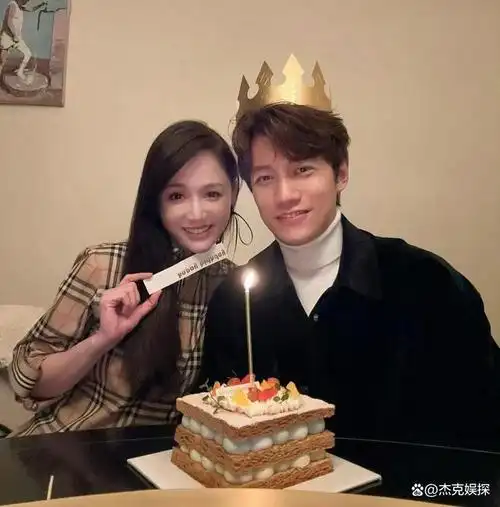 林心如与陈乔恩录制节目,霍建华前女友和现女友同台实在太惊艳了