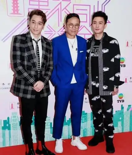 林峰要当爸再添实锤吴卓羲采访中说漏嘴事业爱情运皆不如兄弟