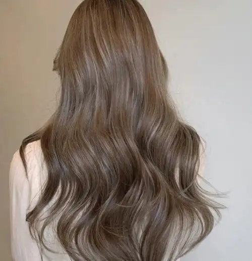 显气质韩式大卷发 时尚女生必备长卷发型_日韩发型 - 美发站