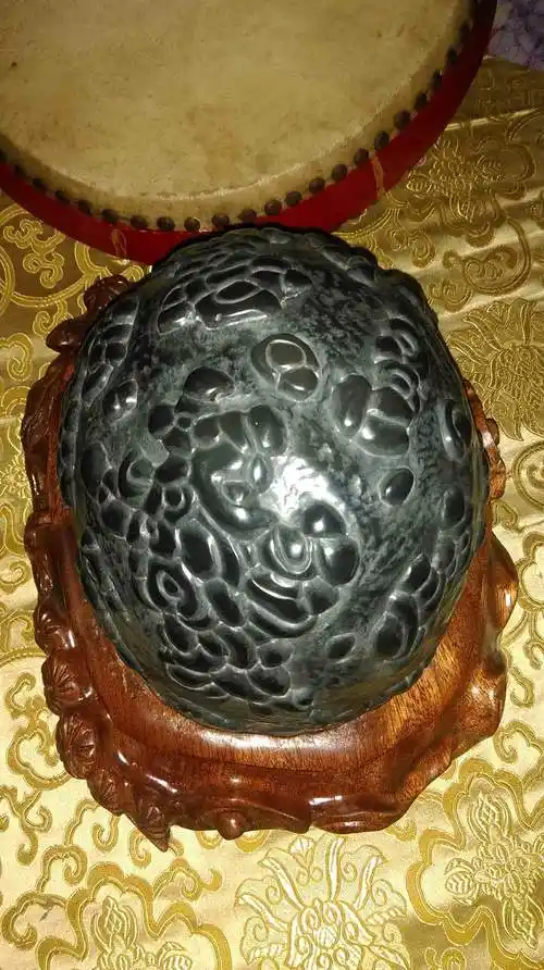 一对灵璧天然圆珍珠石珍品