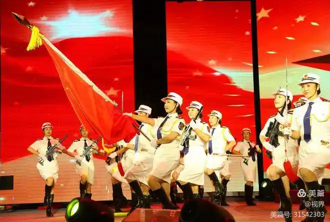 艳阳天庆祝八一建军节文艺演出人民军队忠于党
