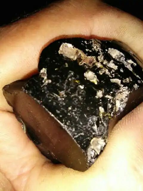 2018年黑金刚钻石原石310克拉值多少钱