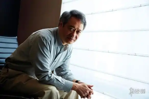 特别说明一下李安拥有美国绿卡,但并没有加入美国国籍,1995年李安