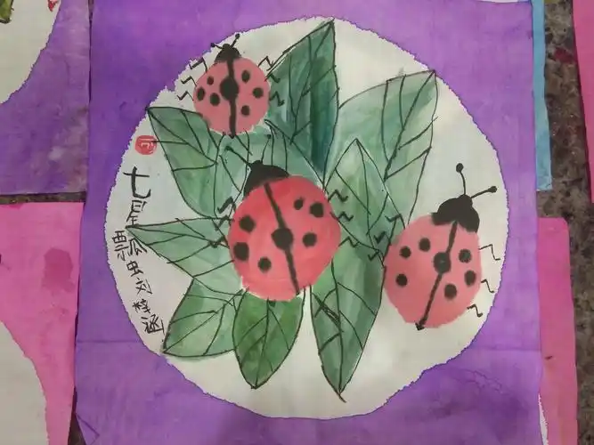 国画班作品【七星瓢虫】