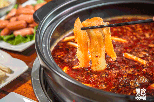 撩胃狂魔来了,十年老店涮牛肚惊艳你的胃