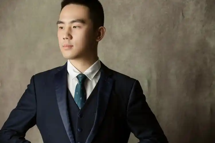 郎才女貌!刘启波 先生王婷小姐臻美精致婚纱照