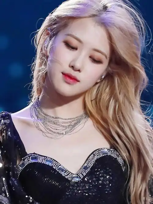 手机高清全屏壁纸分享朴彩英rose