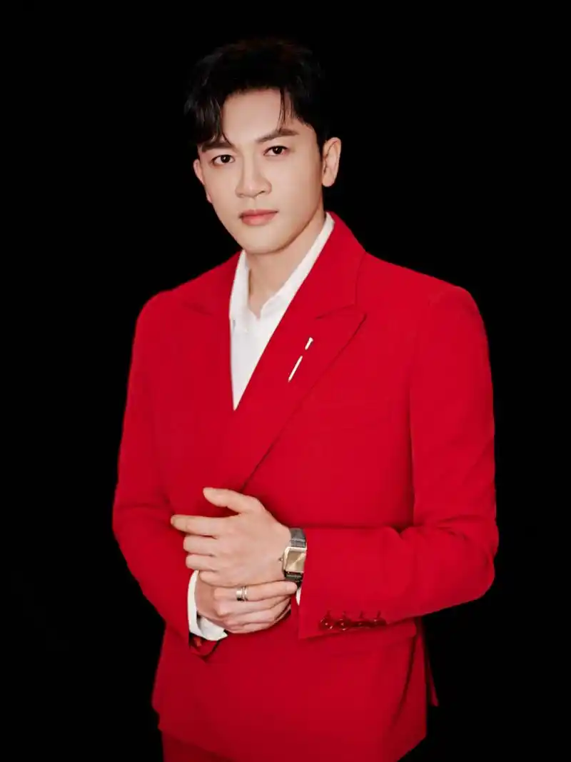 苏有朋 in j.truseam  身穿j.