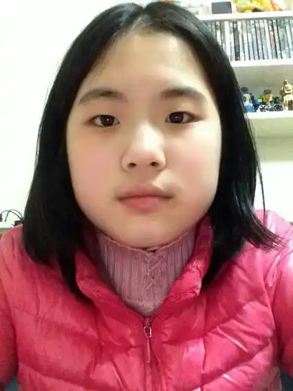 10岁左右漂亮小女孩图片