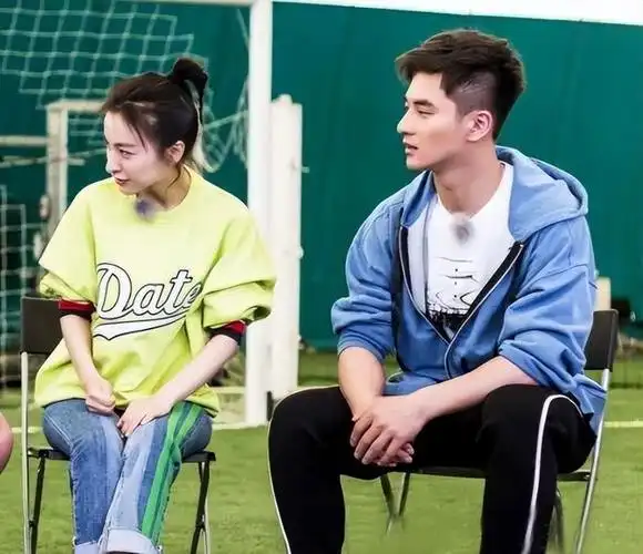 郑凯吴昕地下恋被曝光双方沉默至今仍是个迷