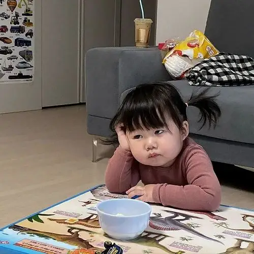 这家的妈妈,在坑娃的路上一去不复返 每一张都是小in新的表情包素材!