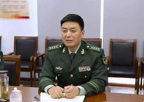 武警天津总队参谋长乔玉洲在讲话中,对监管改造系统在政治建警,监管