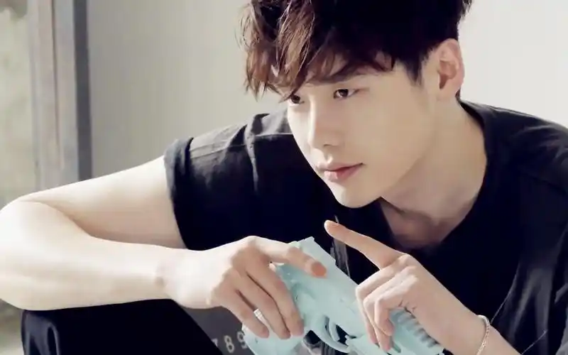 【轻飘飘】李钟硕cut花痴向prprpr