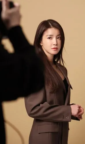 李诗英写真集!_腾讯新闻