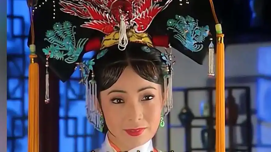 还珠格格:皇上觉得是谣言,皇后开始解释起来,但是皇上不想过问