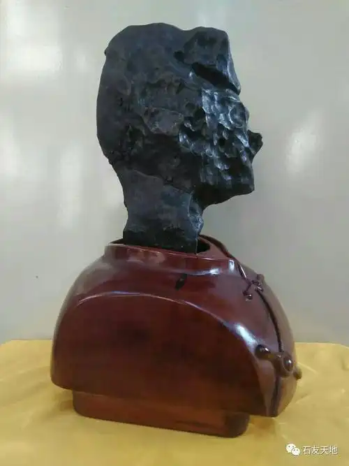 人物形态绝品奇石