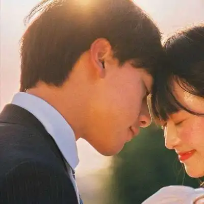 情侣微信头像唯美文艺,高清超甜的唯美文艺真人情侣头像图片