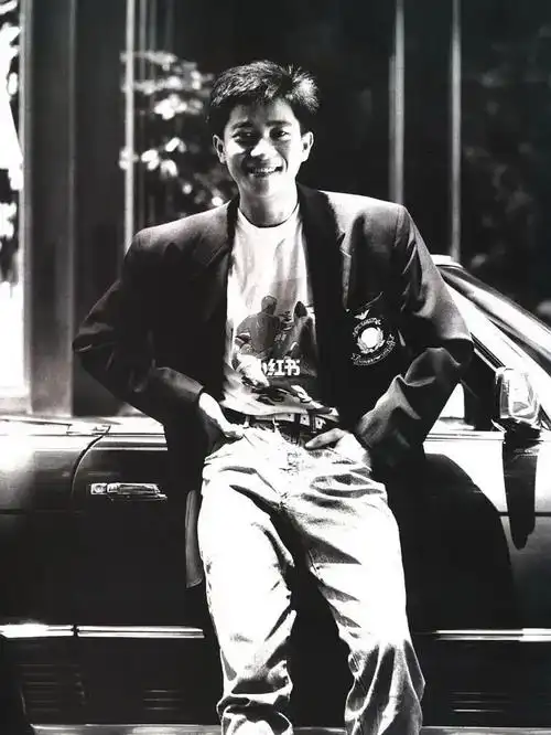 听了两个星期的陈百强