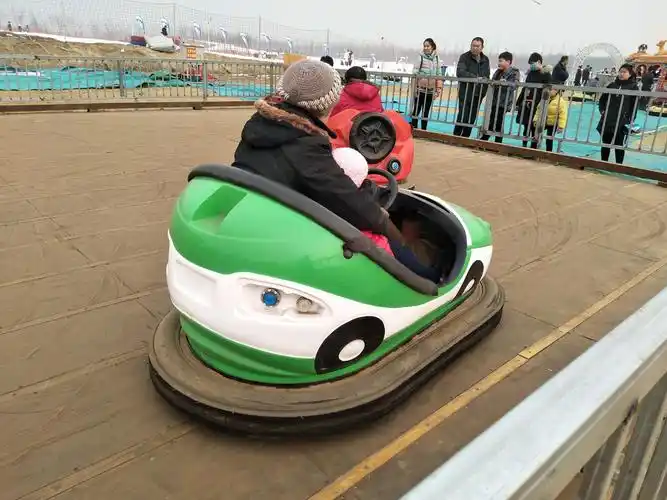 固安冰雪水上乐园