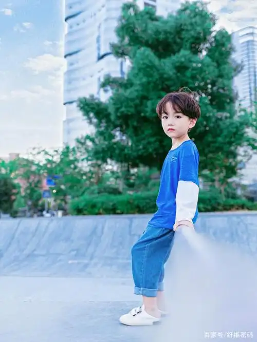 男宝穿搭|韩范男孩的阳光穿搭look