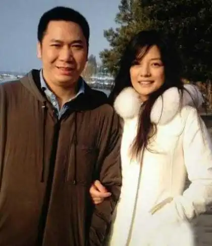 黄有龙背景吓人他的关系网强大到什么地步