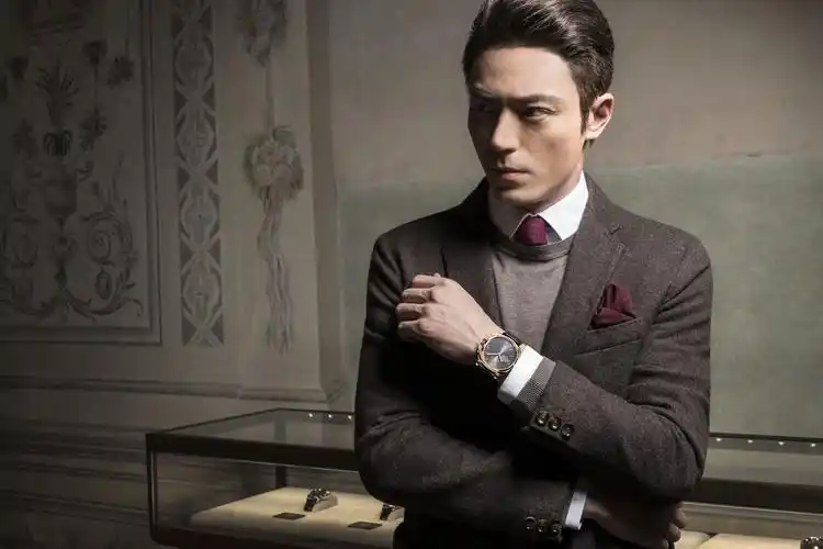 霍建华穿越世纪寻觅沛纳海渊源