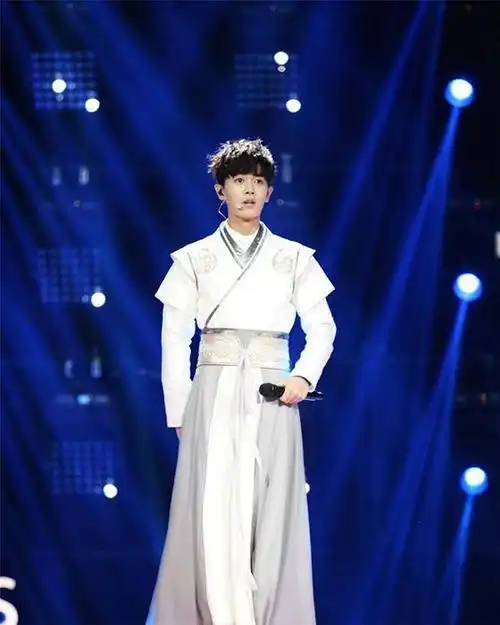 广平王被玩坏跨界歌王任嘉伦神曲尽显呆萌