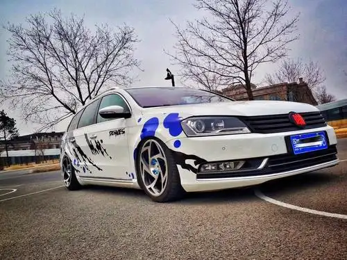 这就是车友嘴里的瓦罐改装低趴大众迈腾旅行版改装气动避震案例分享