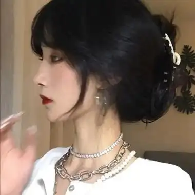 成熟性冷淡风高冷气质感头像女