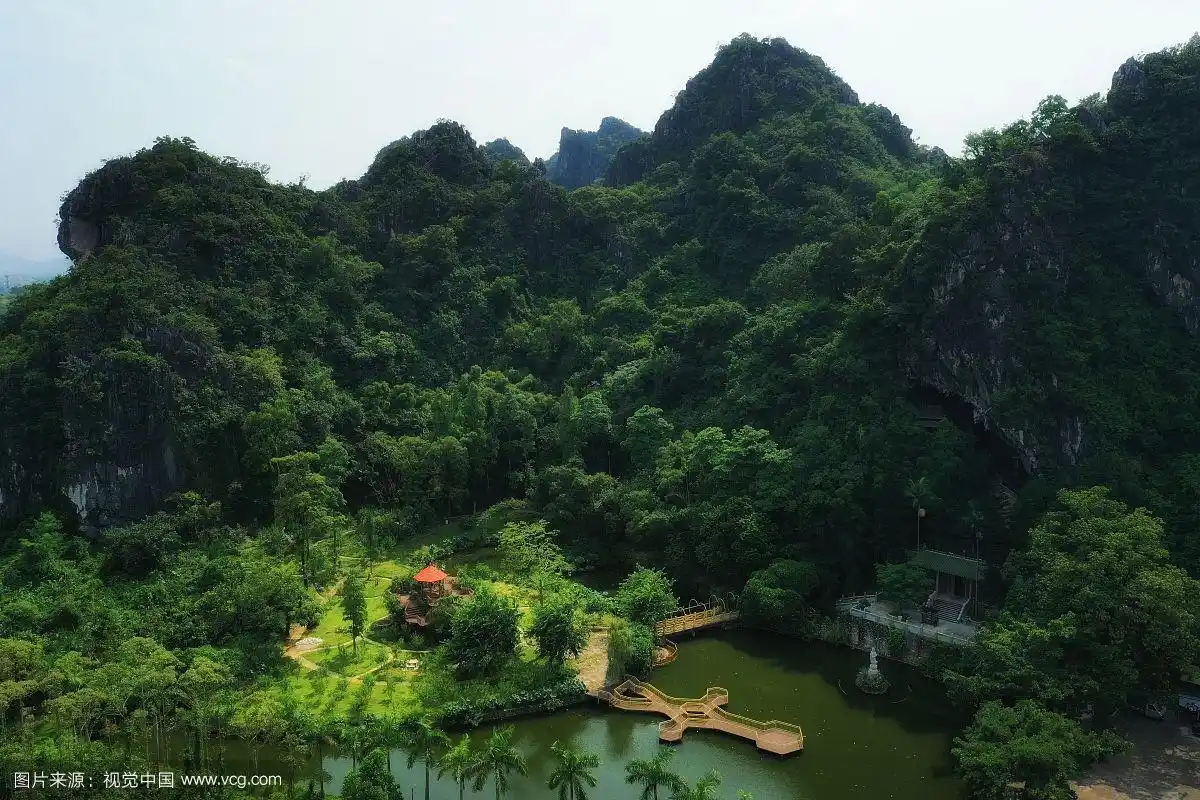 崆峒岩 广东省阳江市阳春市崆峒岩风景区