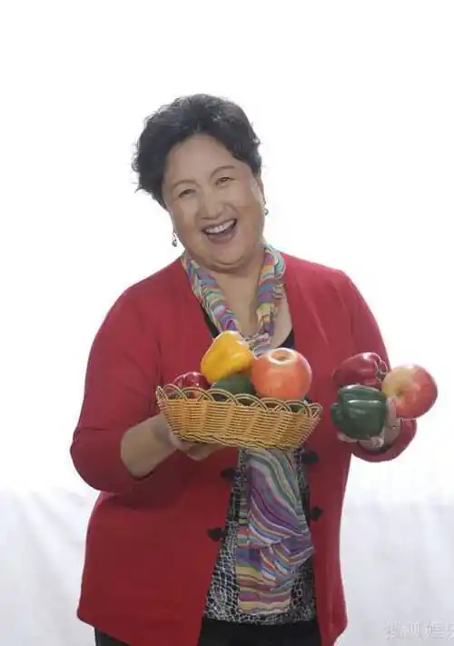 乐活家庭六姑,六姑扮演者赵玲琪,六姑是谁演的-千悦网