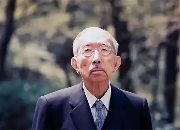 日本邀请中国出席裕仁天皇的葬礼我国代表出席回应四个字