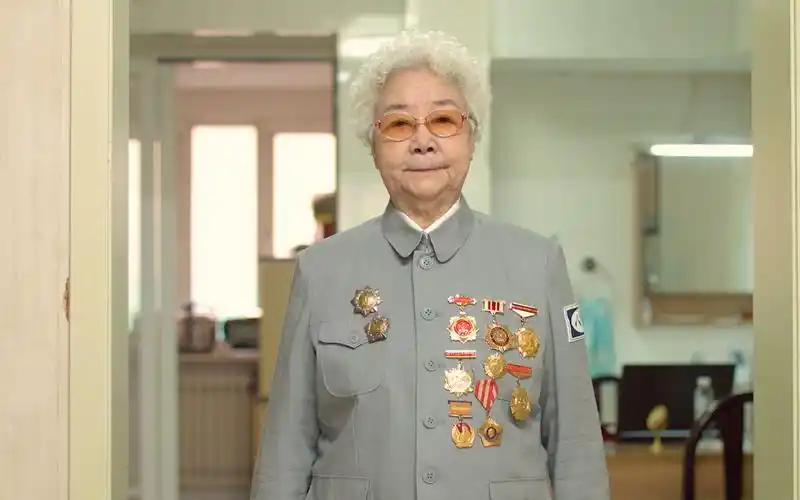 田华他们金光闪闪的履历,值得你注目——第三位的音乐作品,中国人传唱