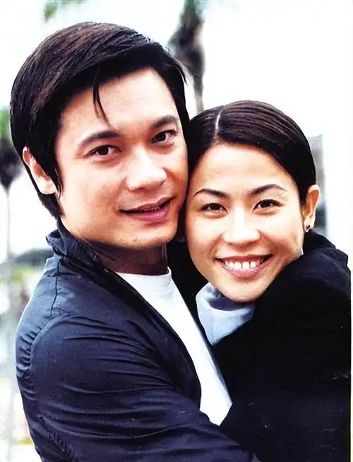 罗嘉良前妻方敏仪20年陪伴难敌分隔两地拿4千万财产与子相伴