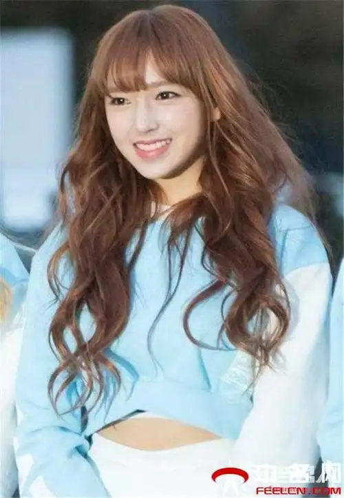 宇宙少女程潇整容了吗出道前旧照曝光