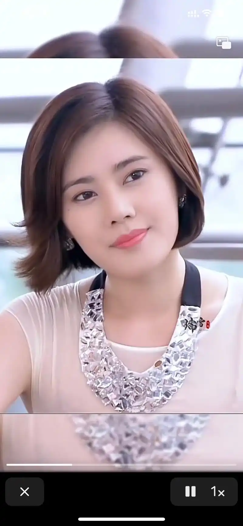 秋瓷炫#超飒短发女生 #但愿你的眼睛只看得到笑容 - 抖音