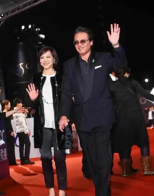 秦祥林:与萧芳芳离婚,和林青霞分手,最后娶平凡女子共度一生