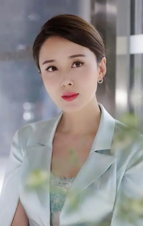 颜丹晨,真乃人间大蜜桃啊!|娱乐圈|实力派演员_网易订阅