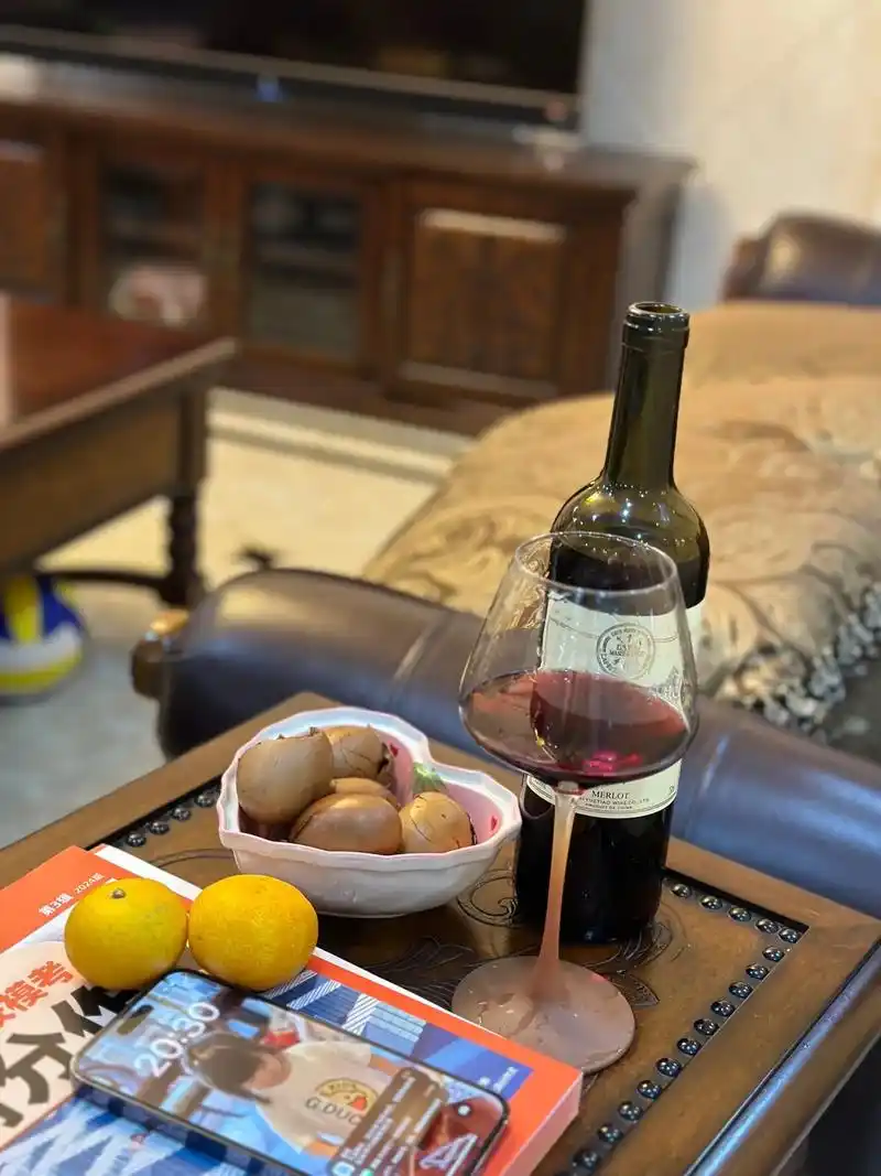 酒真是个好东西,李白喝多了会写诗武松喝多了敢打虎,我喝多了 - 抖音